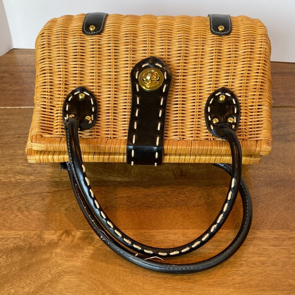 Tan Black Woven Leather Look Handbag Double Handle Picnic Style Classic Timeless - Picture 4 of 14